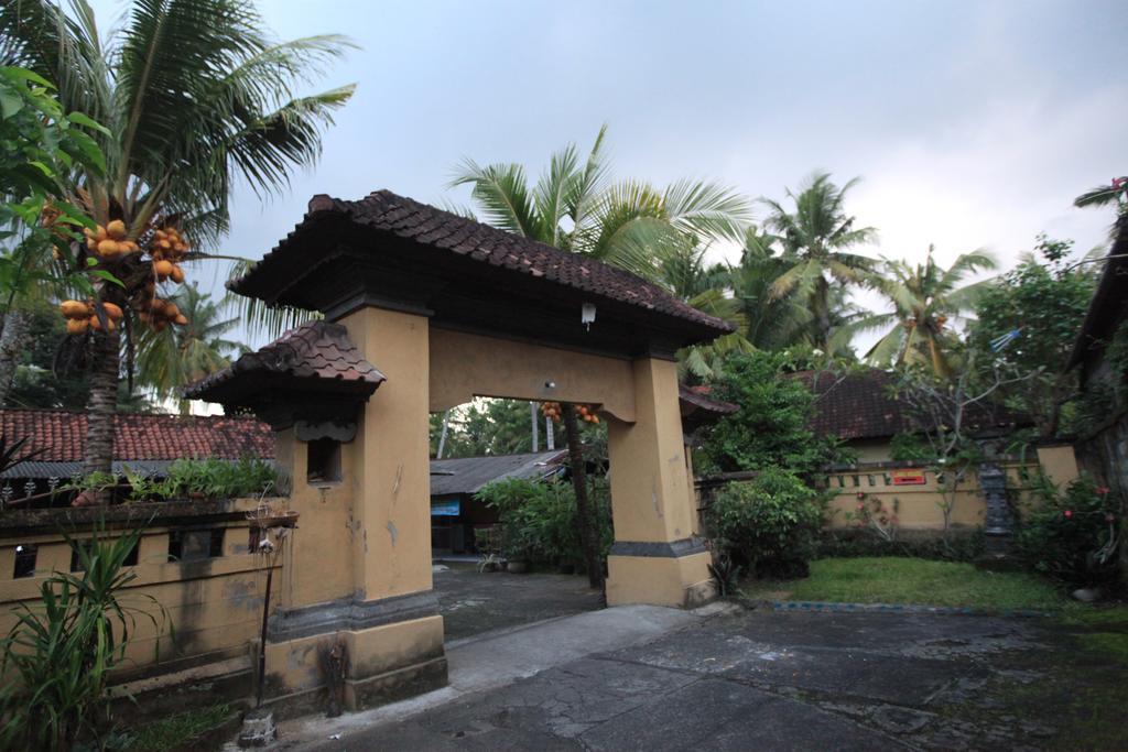 Liang House And Hostel Убуд Екстер'єр фото